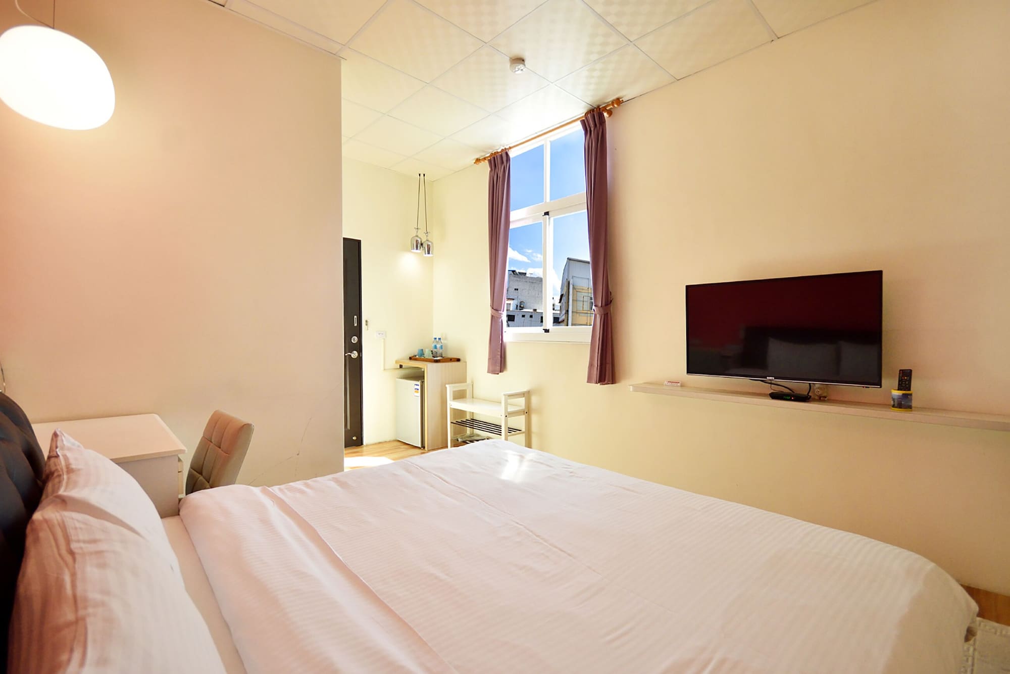 1 BEDROOM, STANDARD, DOUBLE BED