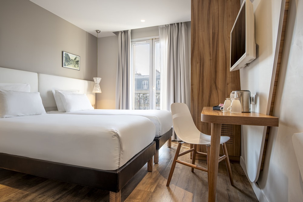 CLASSIC, DOUBLE BED, BALCONY