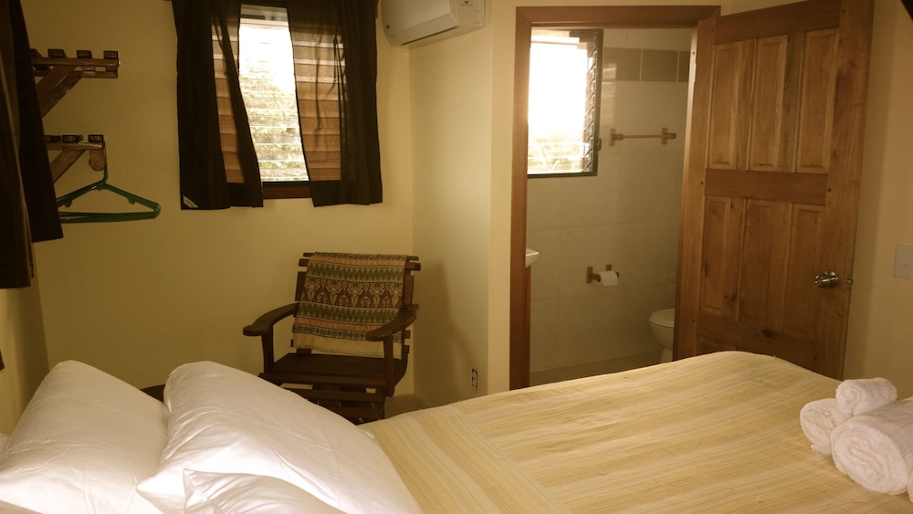 Maya Beach Hotel 48/82