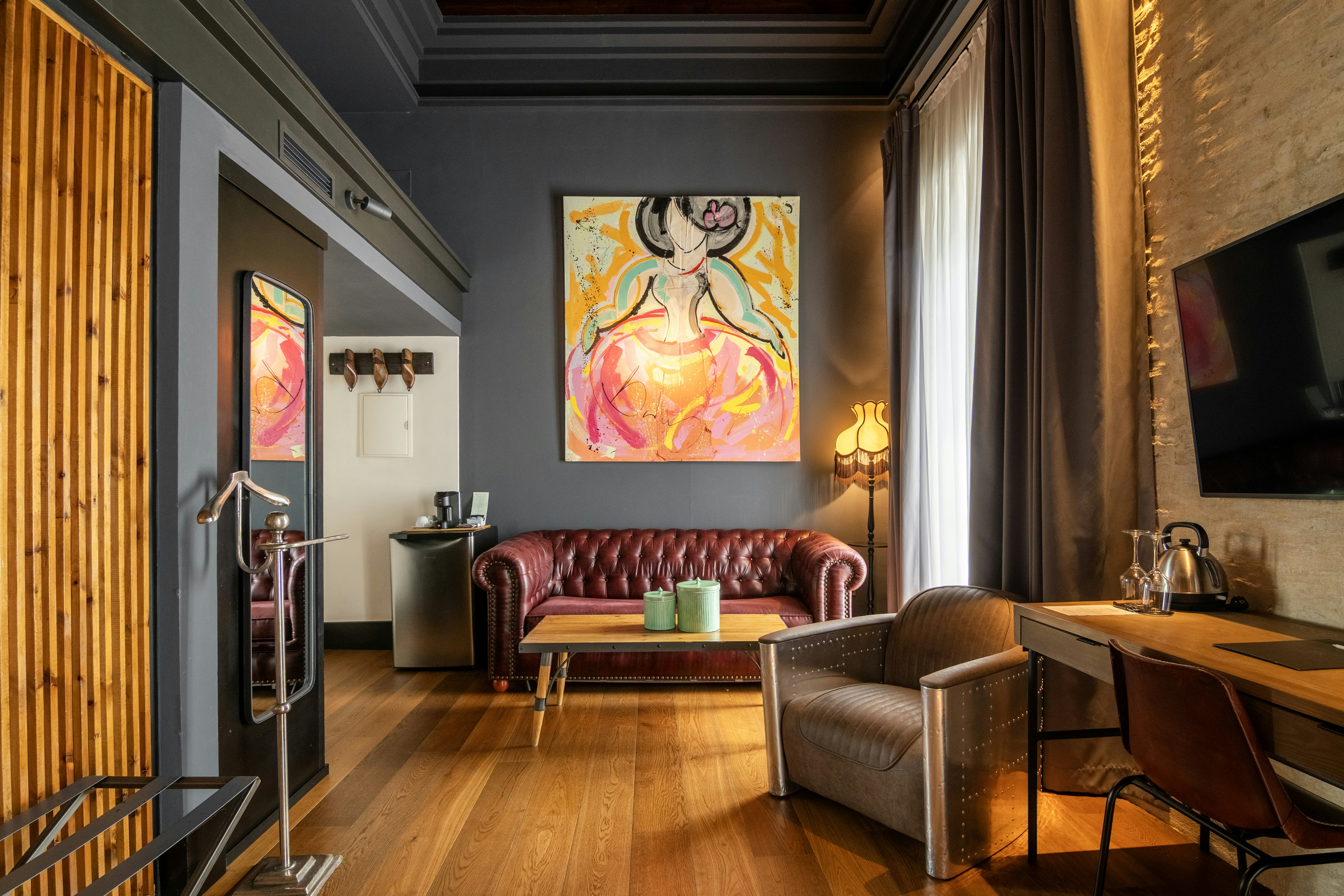 Hotel Lobby Room 40/67