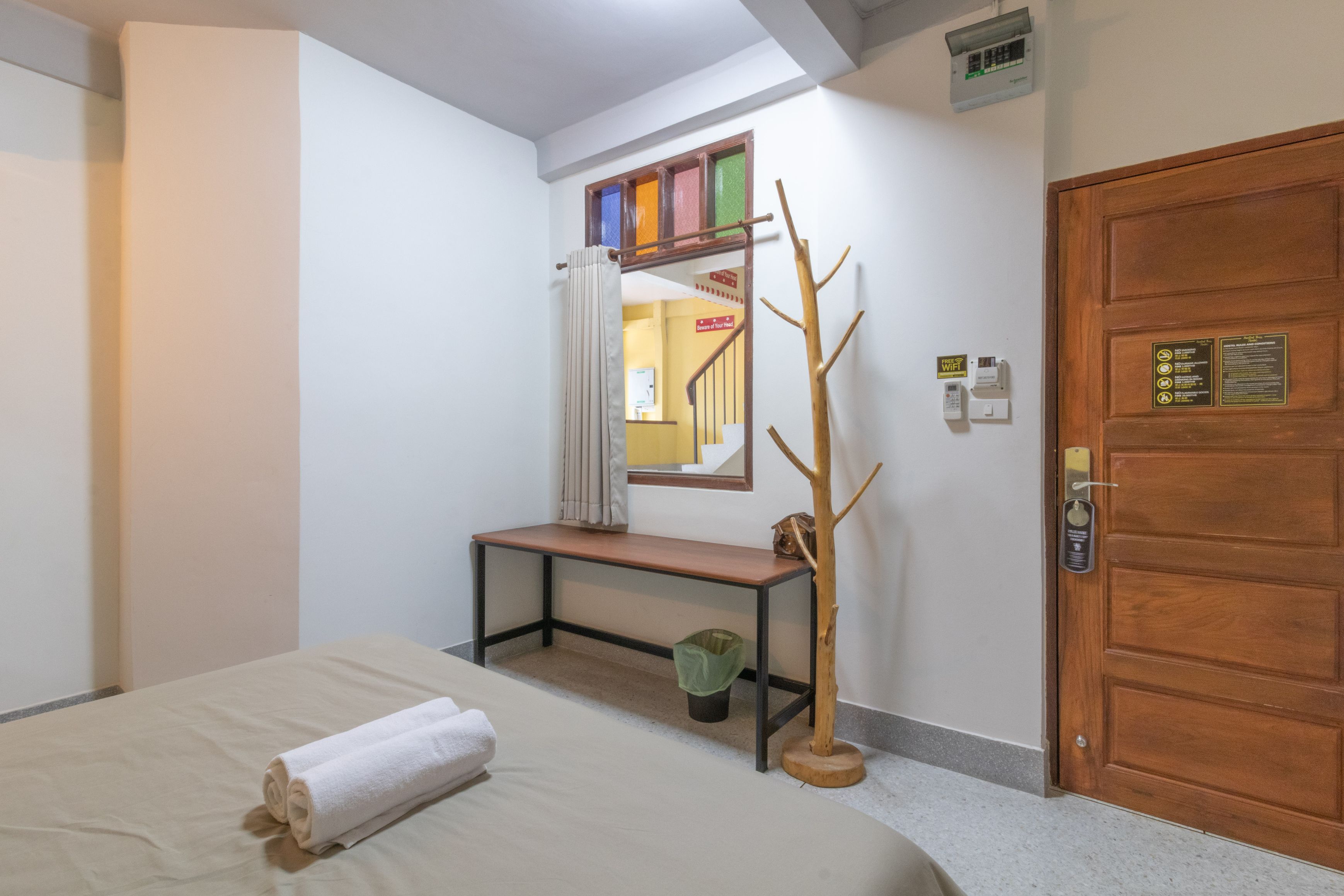 Banthat Thong Hostel 13/35