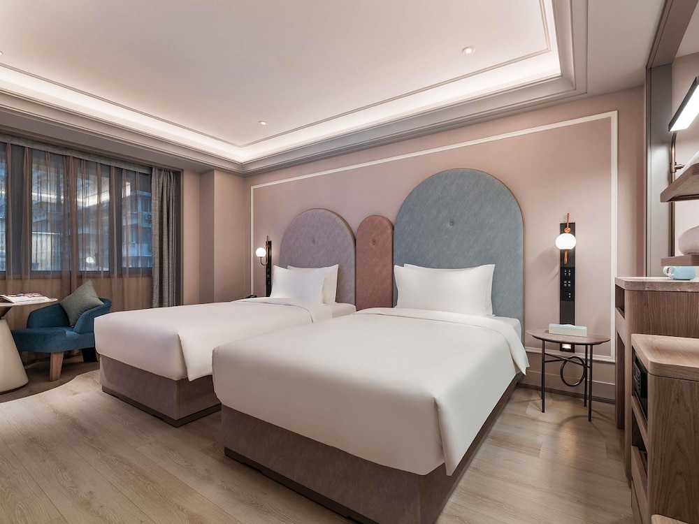 Mercure Ningbo Yinzhou 25/45