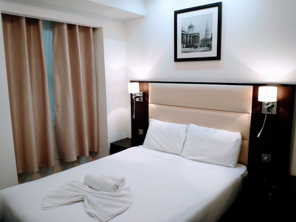 Edward Hotel Paddington 15/65