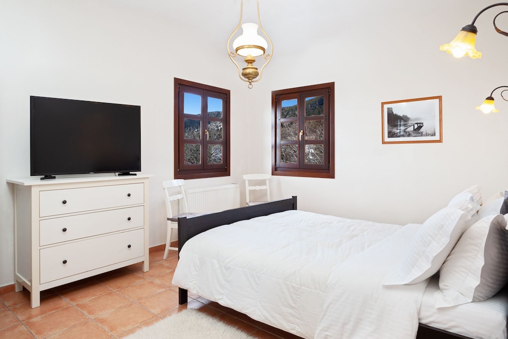 Erofili Hotel and Suites 20/45
