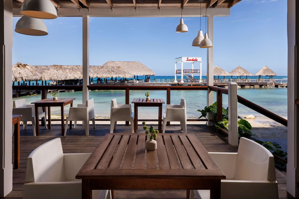 Sandals Ochi Beach Resort All Inclusive (Couples Only) 38/50