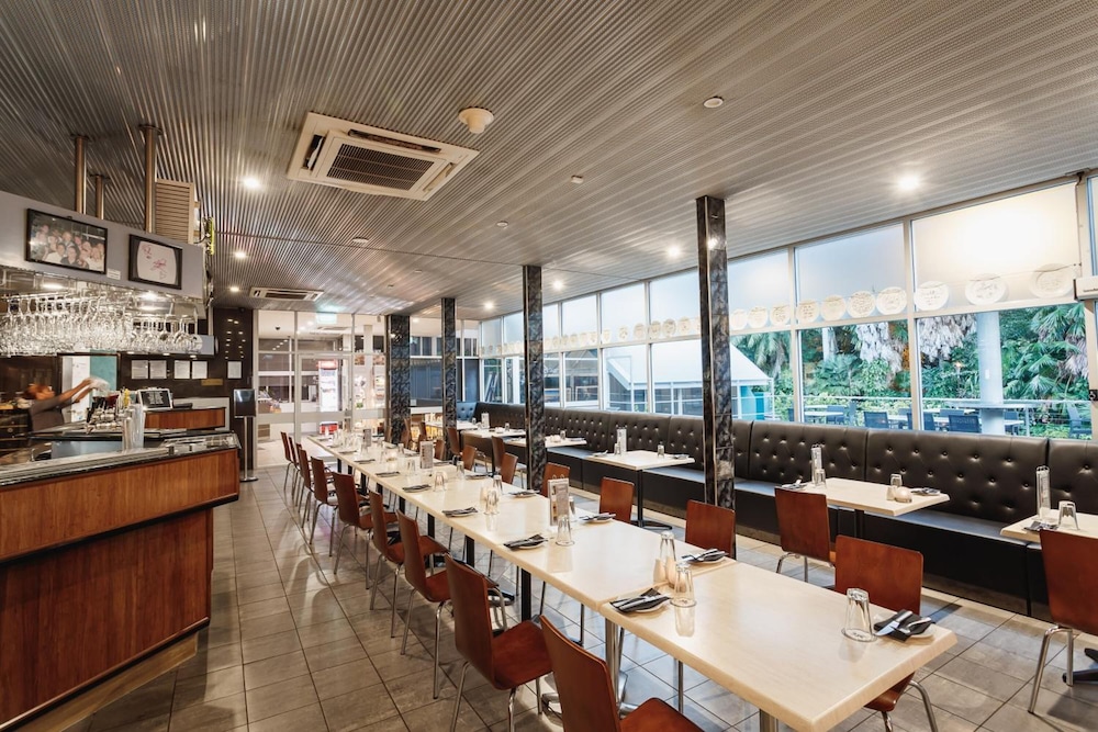 KUNUNURRA COUNTRY CLUB RESORT 26/35