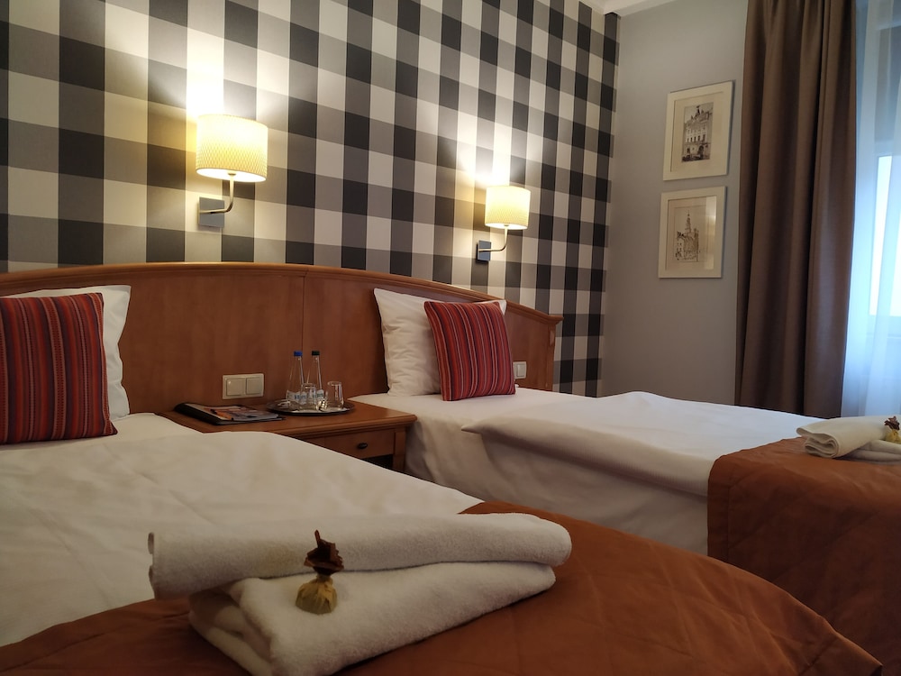 Hotel Stare Miasto Old Town 42/67