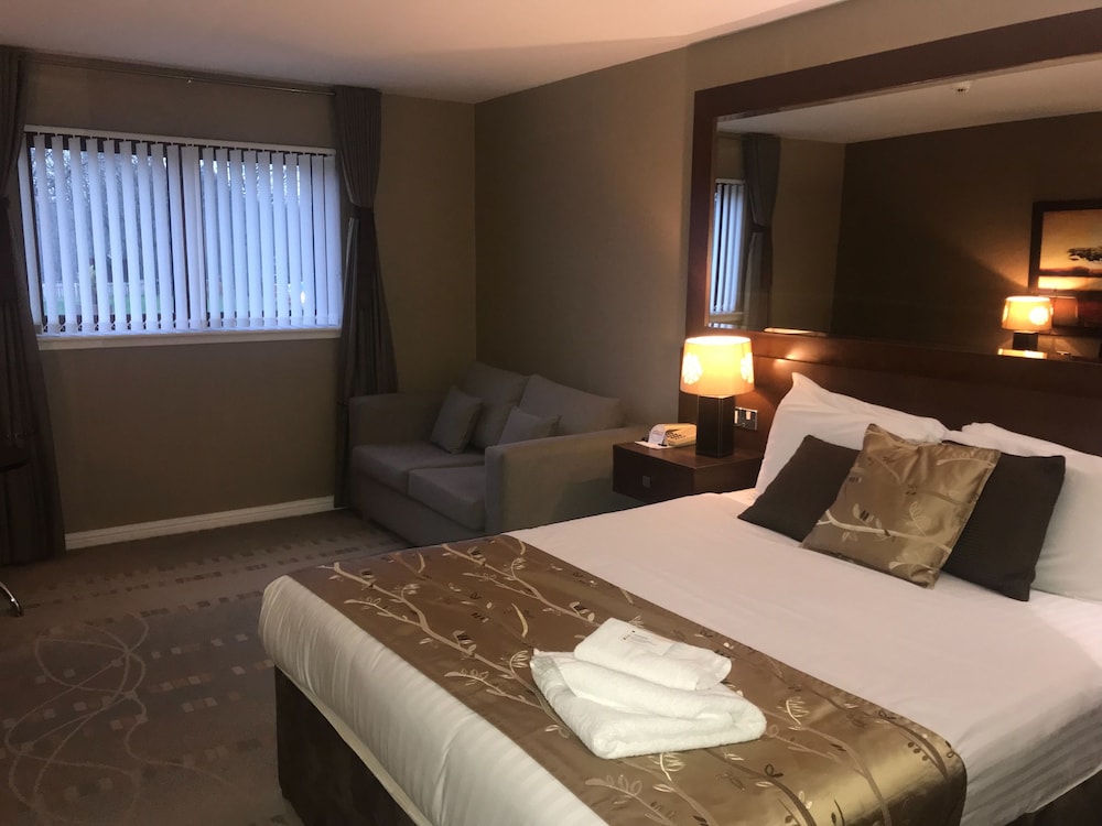 ALONA HOTEL 19/65