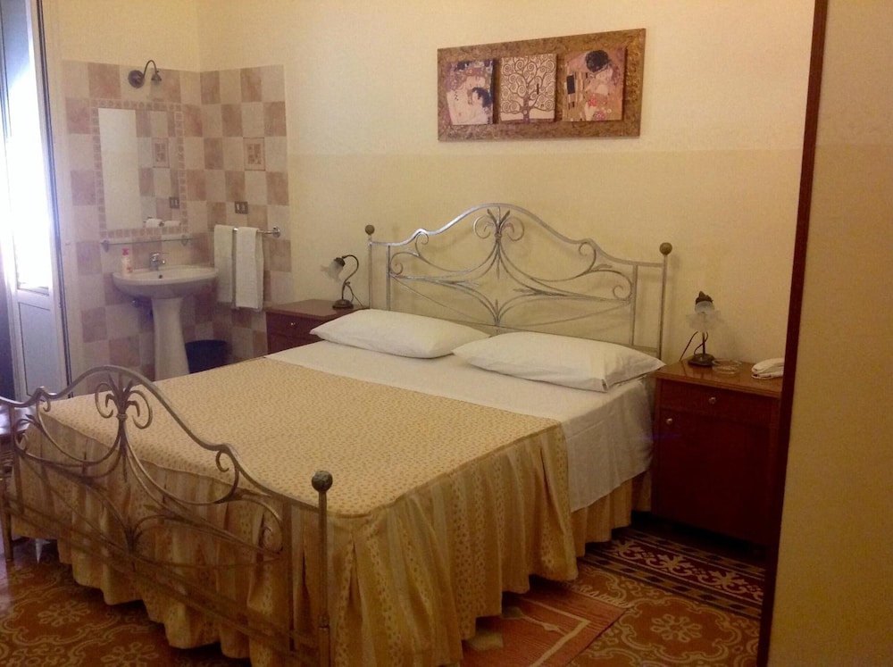 Albergo Cavour 20/35