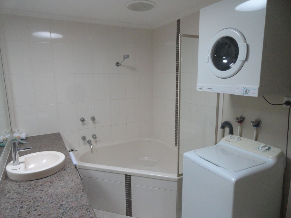 Victoria Lodge Motor Inn And Apartments 25/51