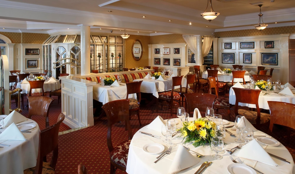 Granville Hotel Waterford 54/69