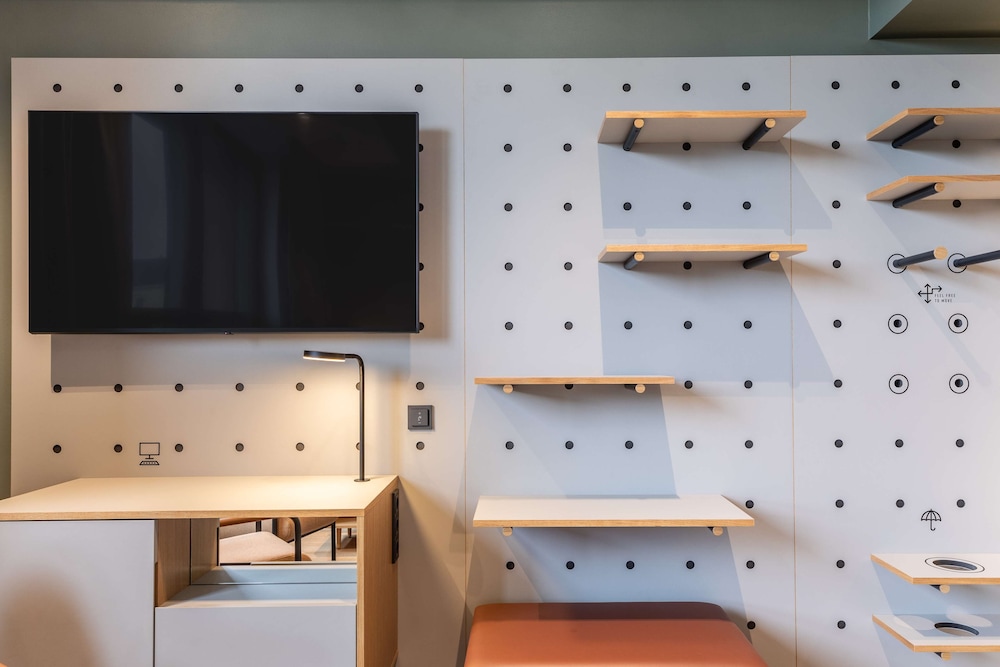 Scandic Helsinki Hub 8/50