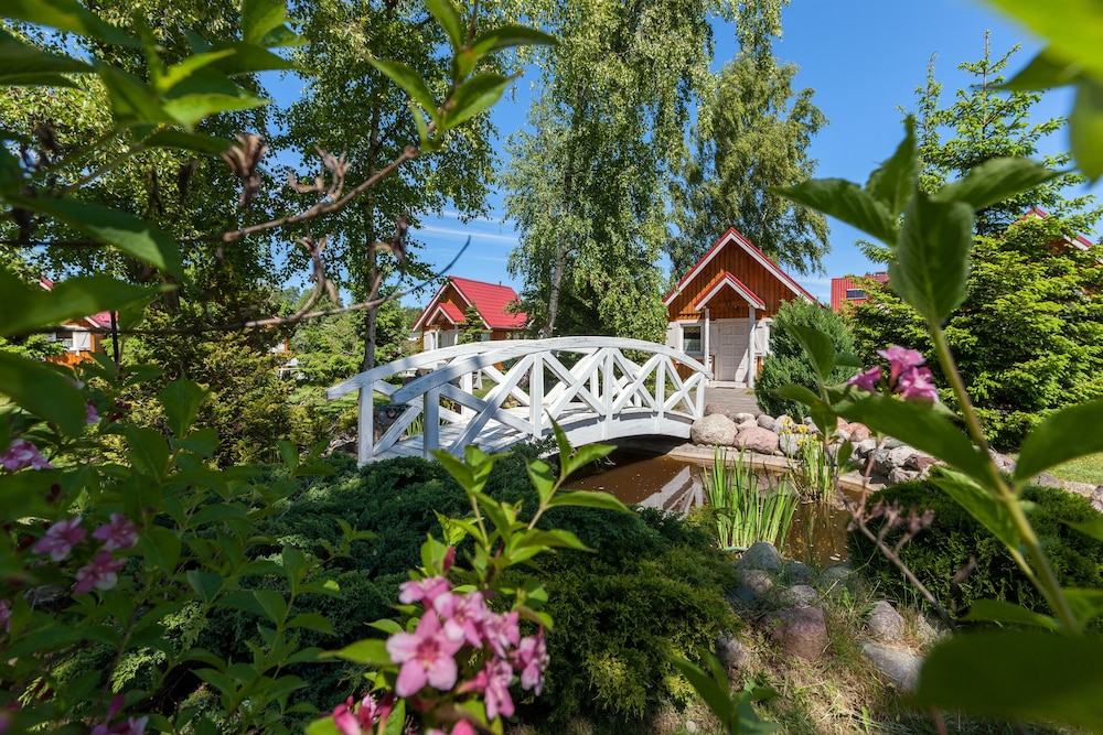 Bursztyn Medical Spa & Wellness 2/74
