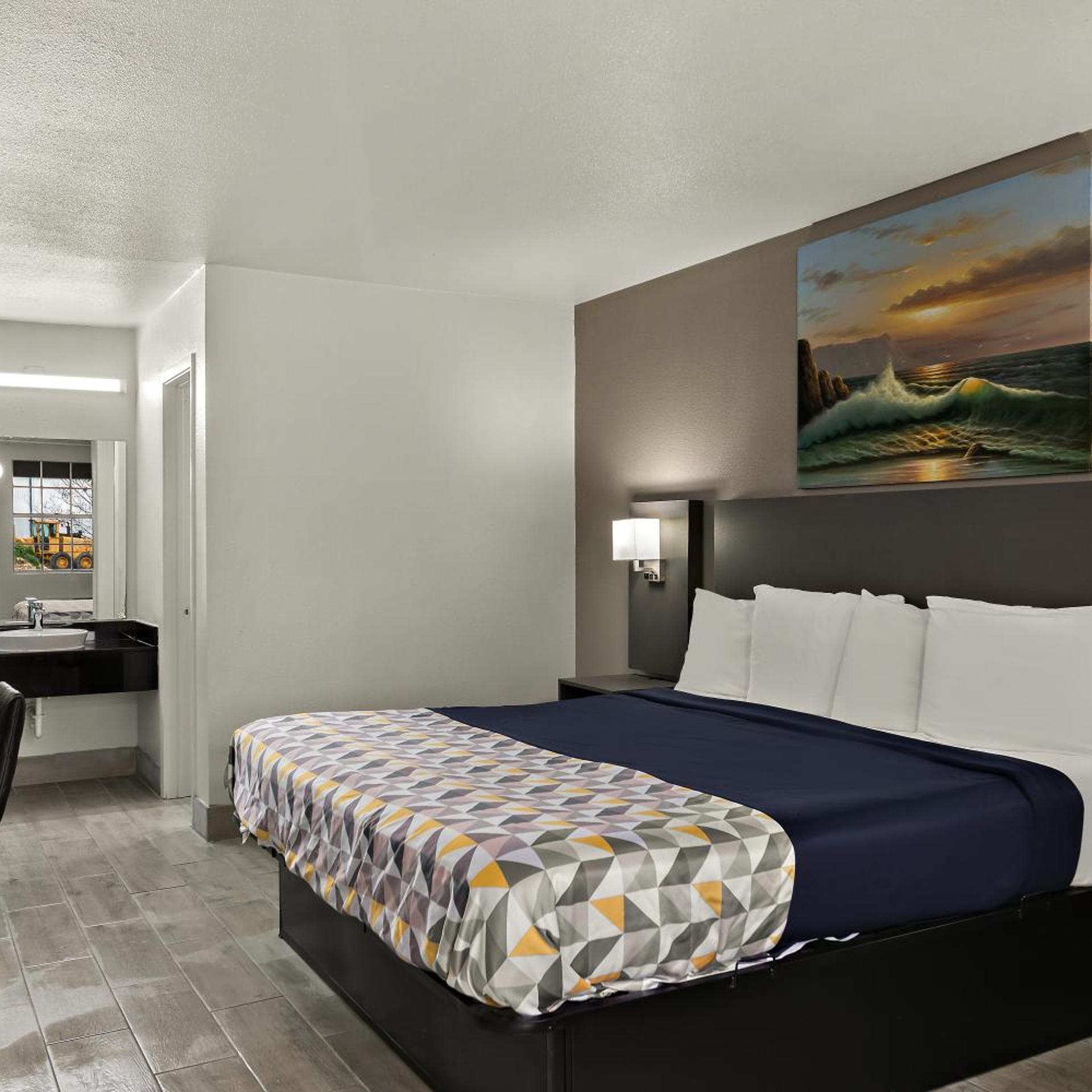 Standard, King Bed