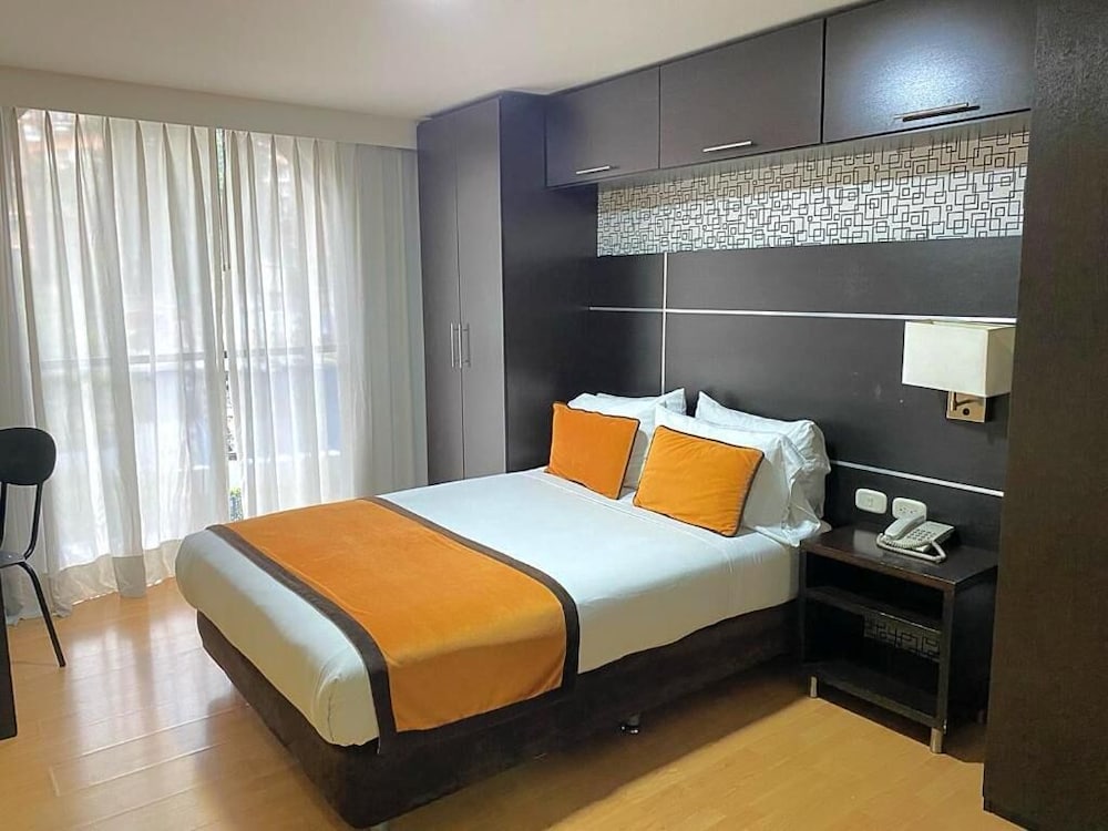 Hospedium Hotel Urban Bogota Javeriana 4/17