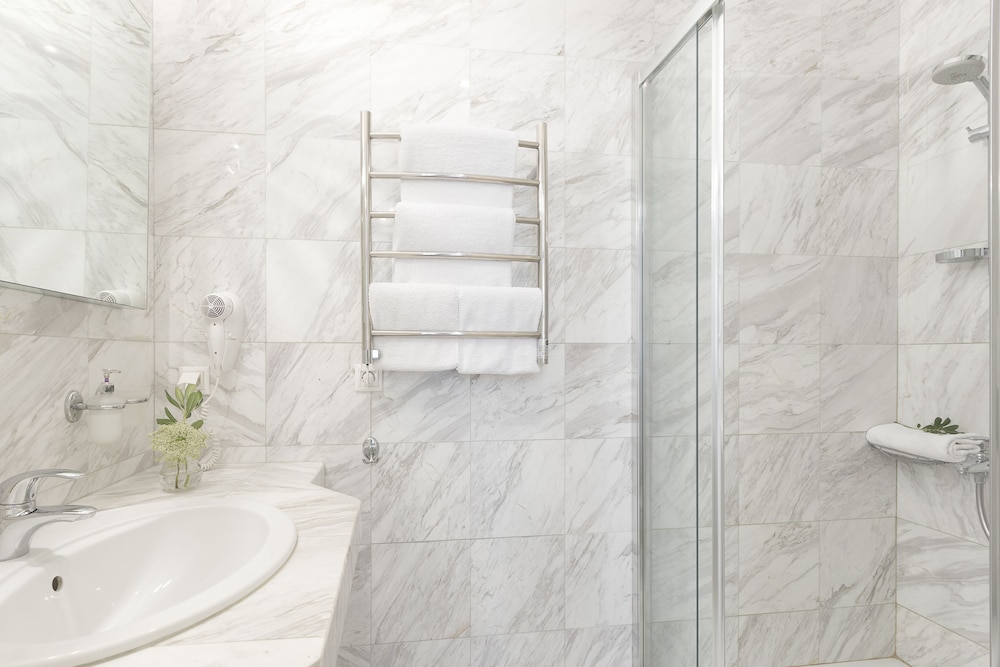 Gatto Perso Luxury Apartments 40/50