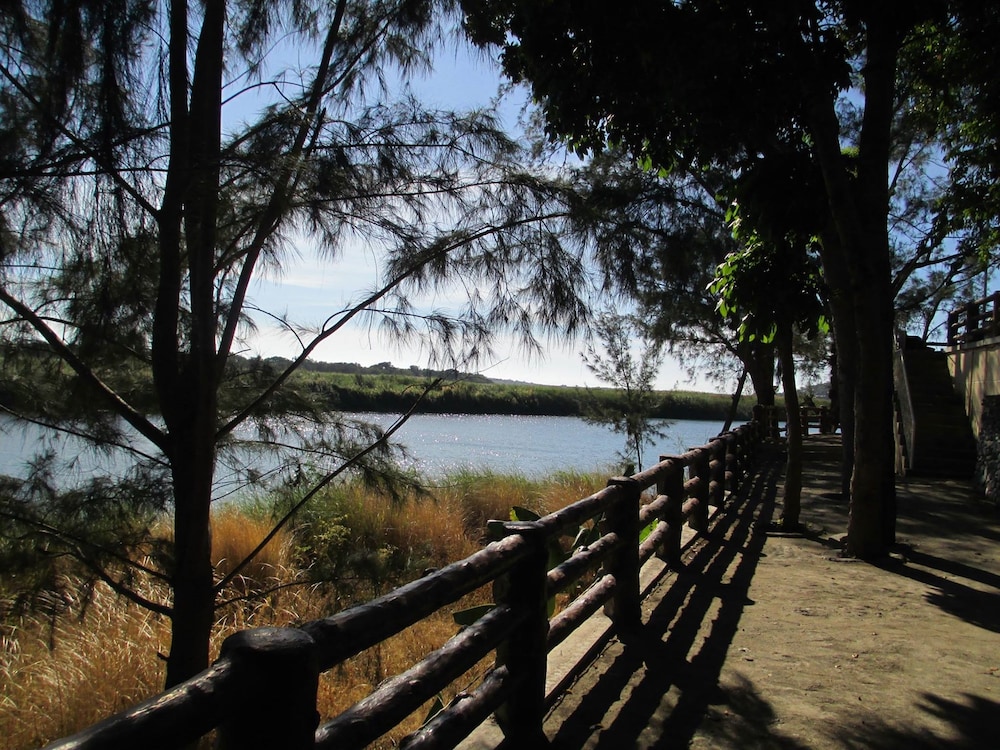 Rio Grande Laoag Resort Hotel 37/47