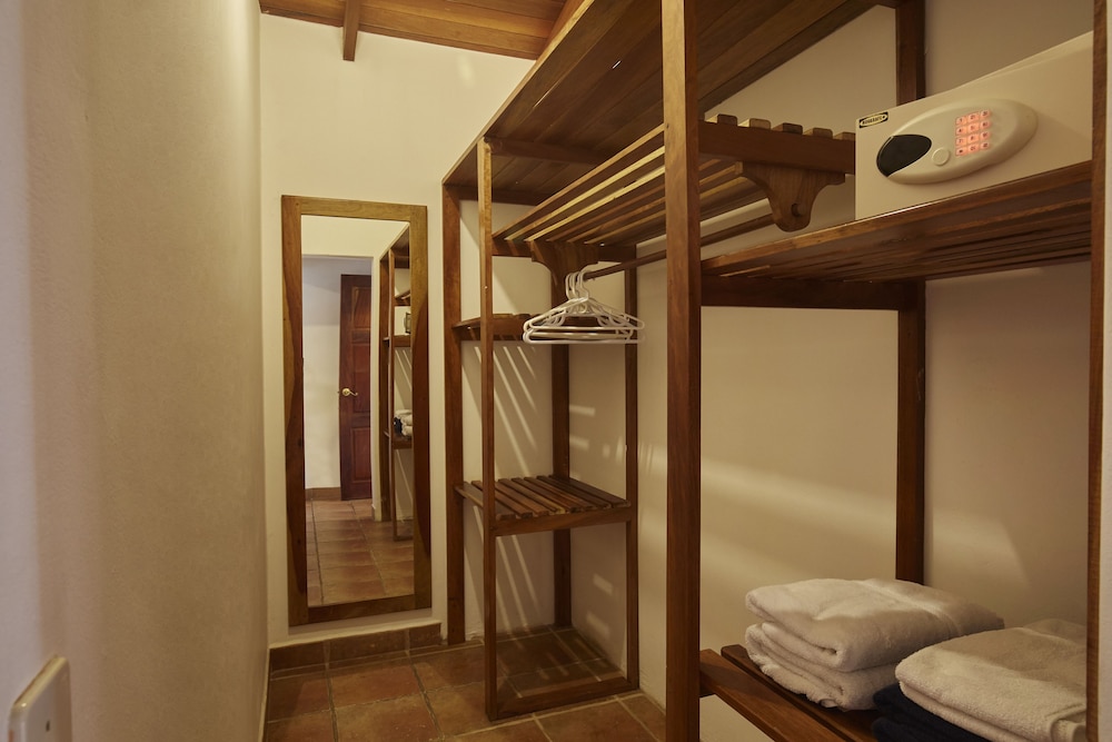 Living Hotel 58/60