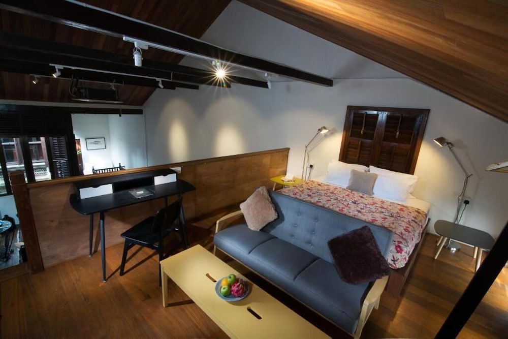 Muntri Mews 22/52