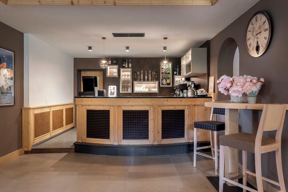 X Alp Hotel 6/64