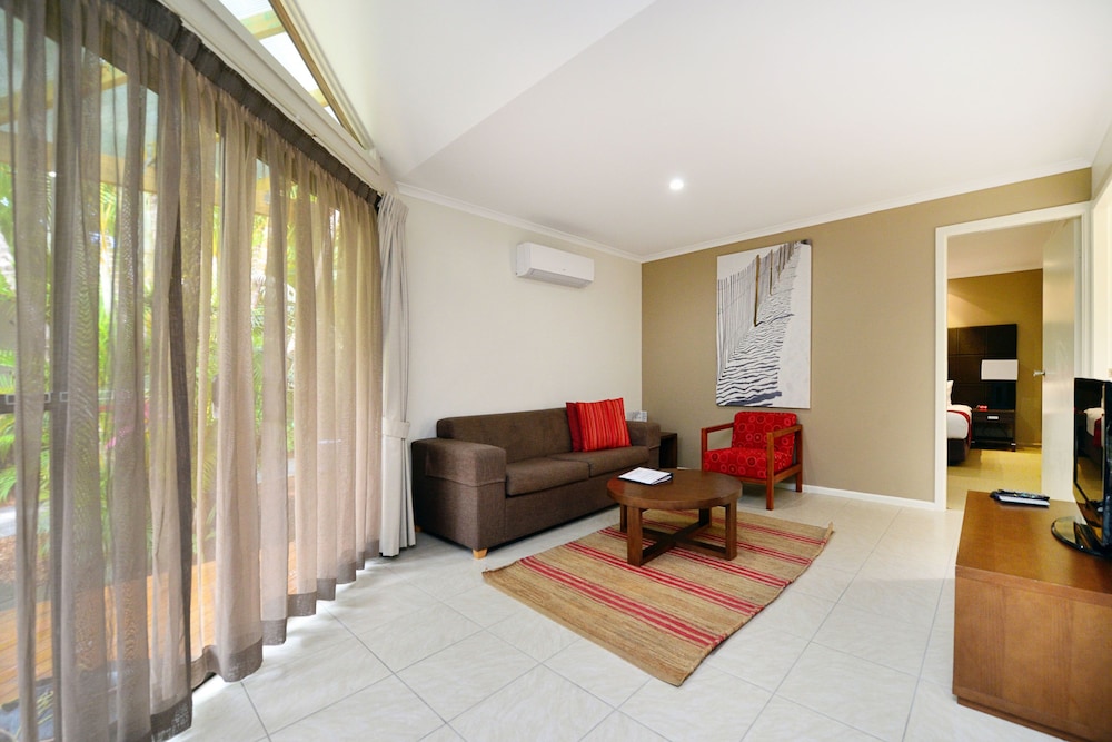 BreakFree Aanuka Beach Resort 40/69