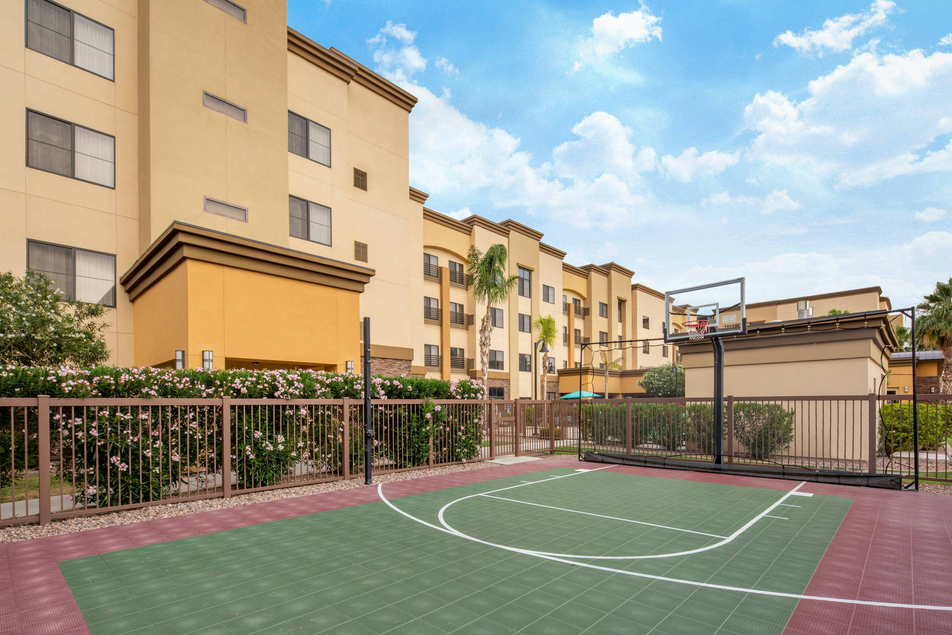 Residence Inn Phoenix NW/Surprise 4/21