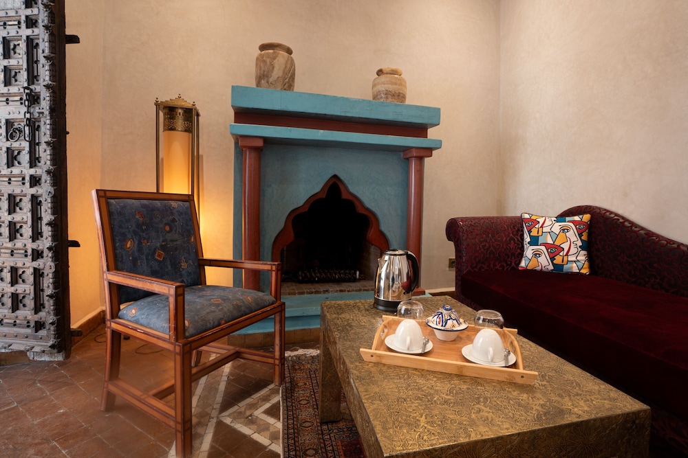 Riad Si Khalifa 77/84