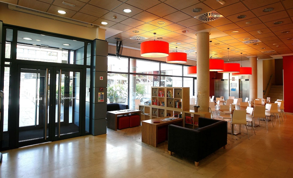 Travelodge Torrelaguna 23/34