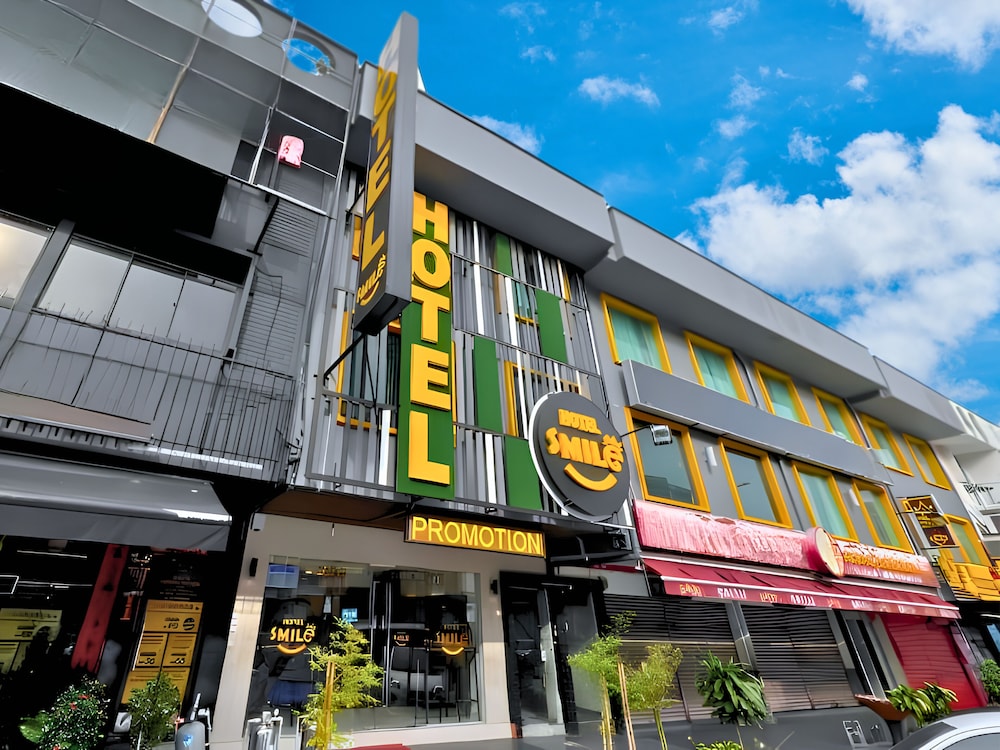 Smile Hotel Taman Segar Cheras 1/17