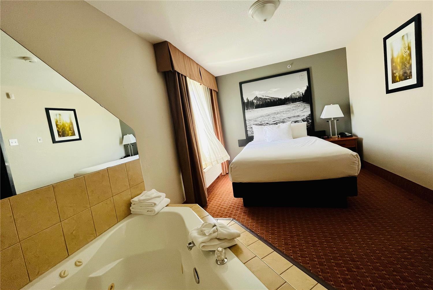 Super 8 By Wyndham Grande Prairie 34/35