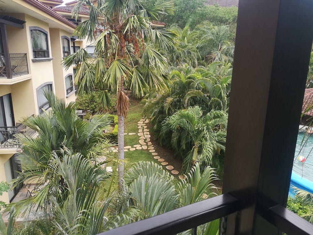 The Oaks Tamarindo Condominiums 59/67