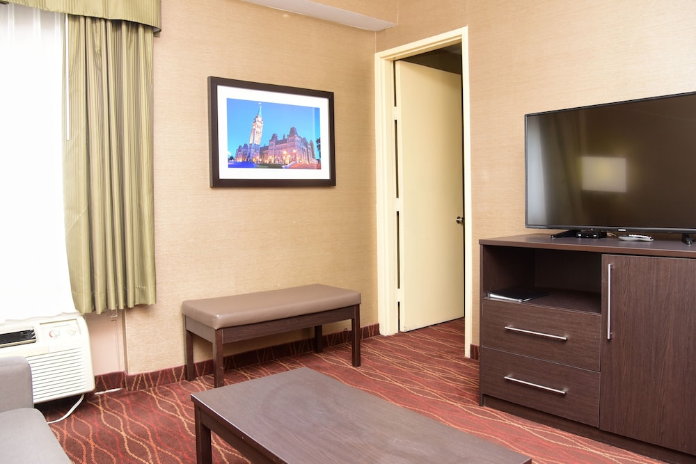 Days Inn by Wyndham Ottawa 28/31