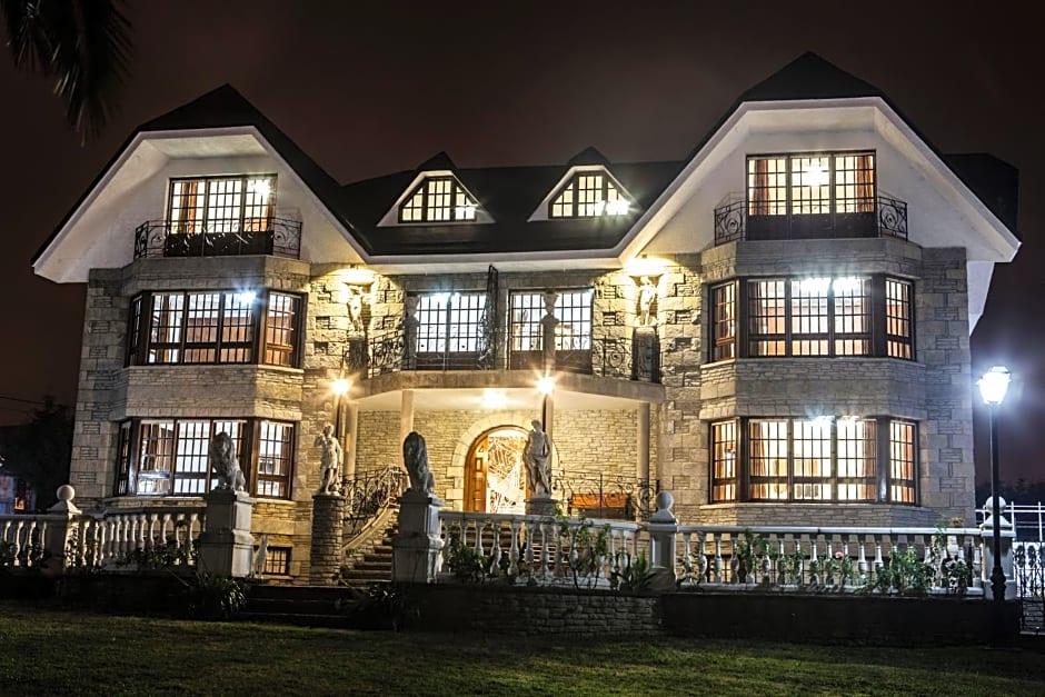 Hotel Antoyana 4/34