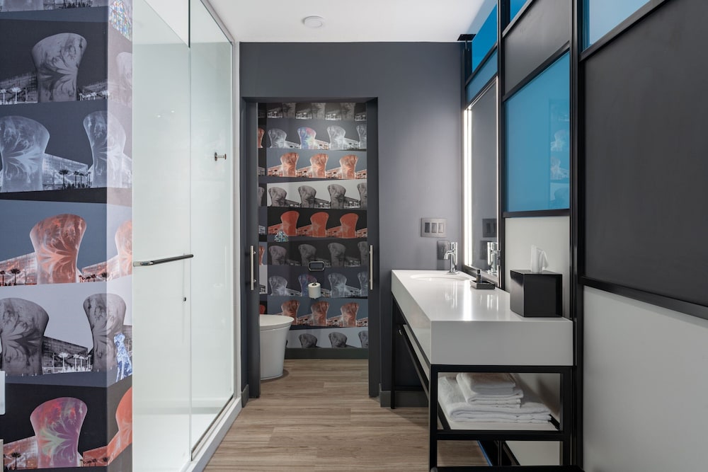 Aloft Orlando Lake Nona 20/49