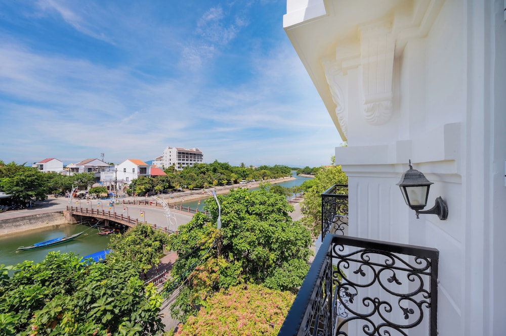 Hoi An Canal House 58/67