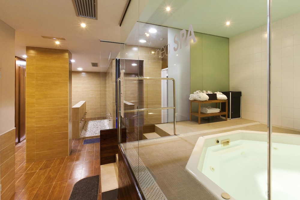 Aparthotel Atenea Valles 36/62
