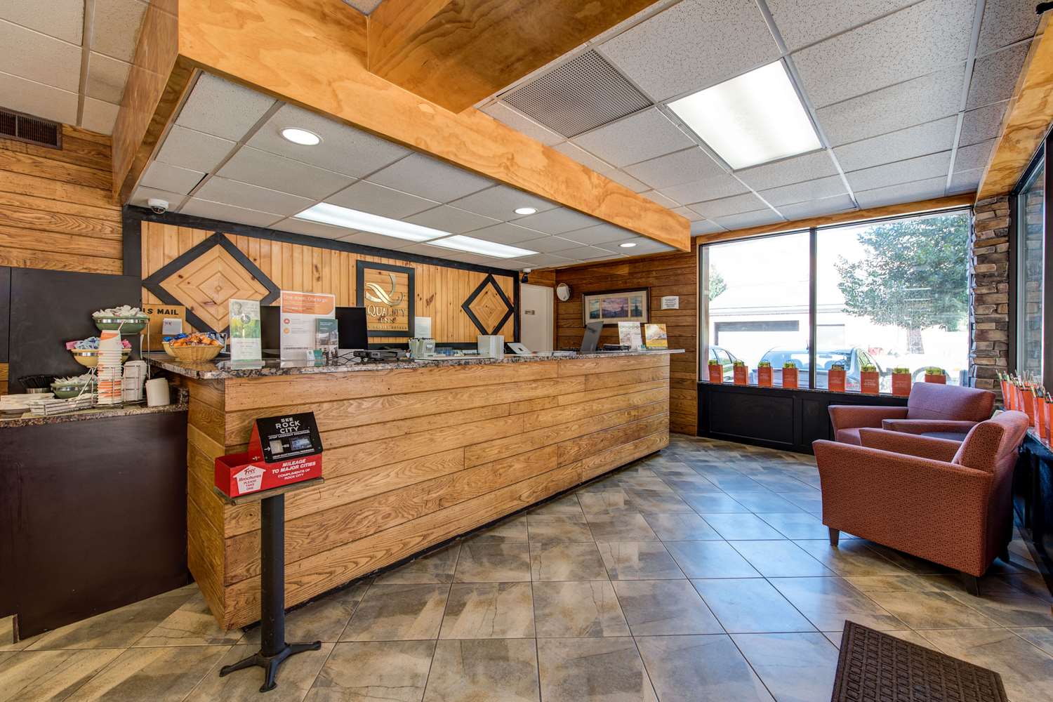 Quality Inn Creekside - Downtown Gatlinburg 9/45
