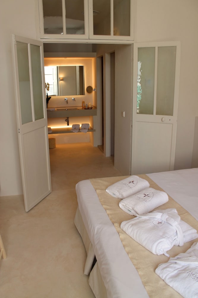 Yartan Boutique Hotel 17/28