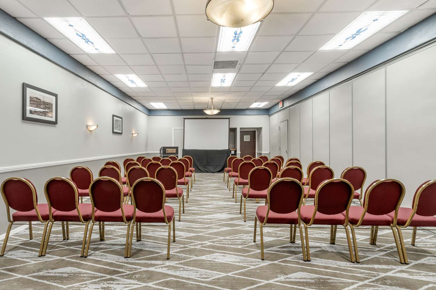 Best Western Plus Grosvenor Airport Hotel 43/48