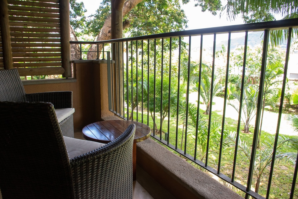 Tamarina Golf and Spa Boutique Hotel 25/50
