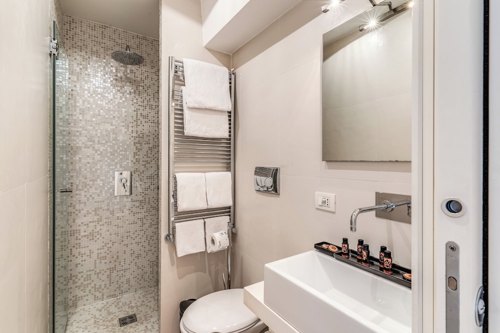 Trevi B&B Roma 69/74
