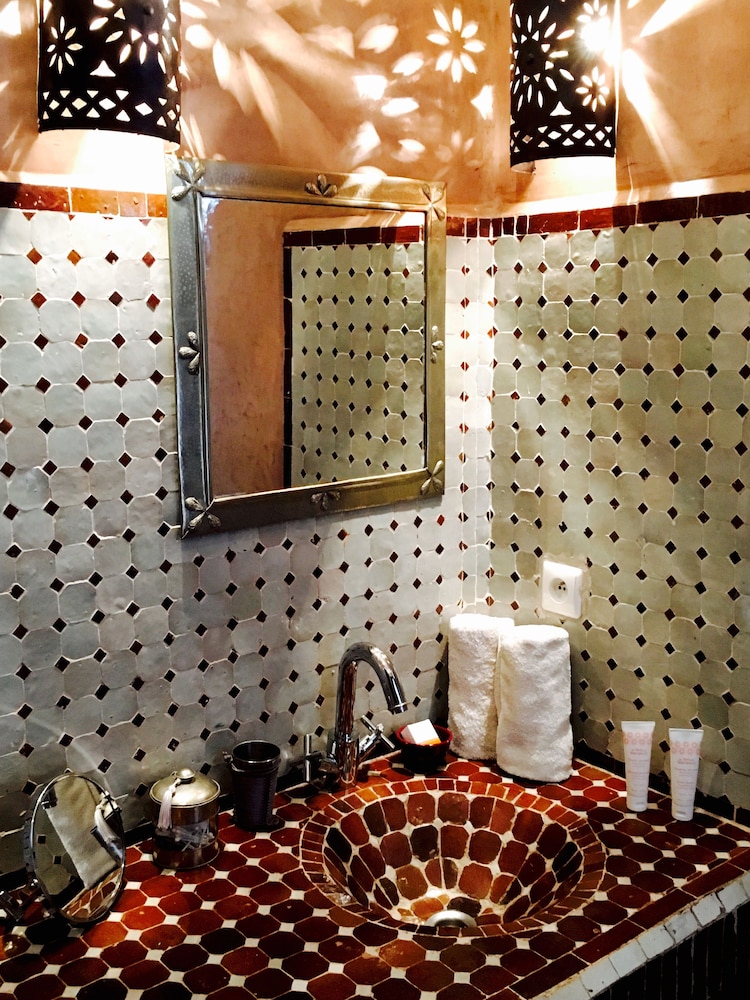 Riad Tawargit 49/50