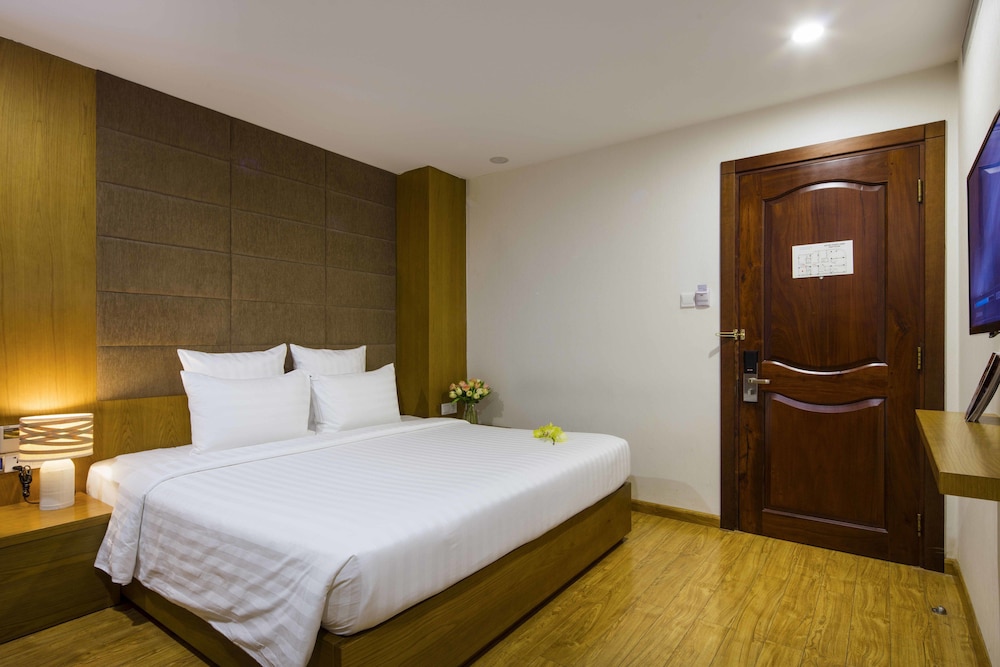 Paradise Saigon Boutique Hotel 13/50