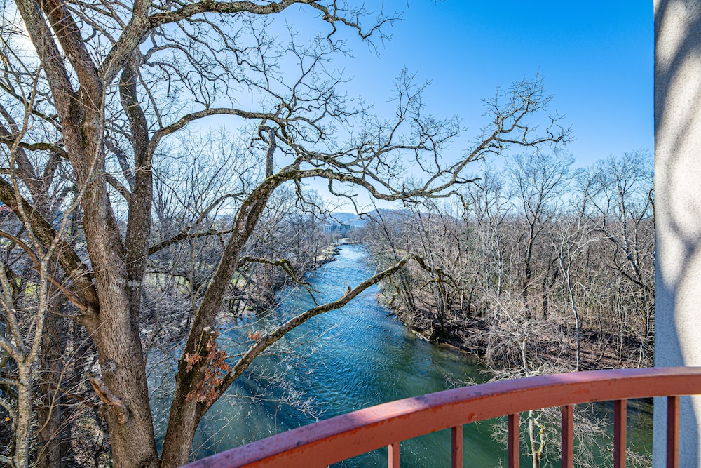 River Bend Inn 21/50