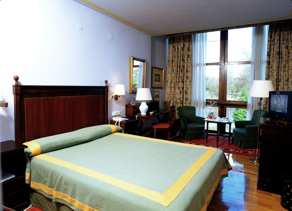 Parador de Gijon 9/50