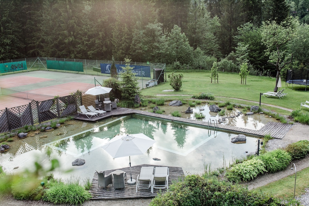 Landhotel Schütterbad 3/74