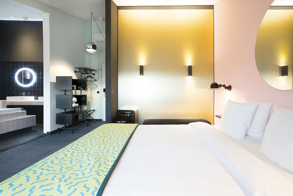 ROOM, DOUBLE BED, XL