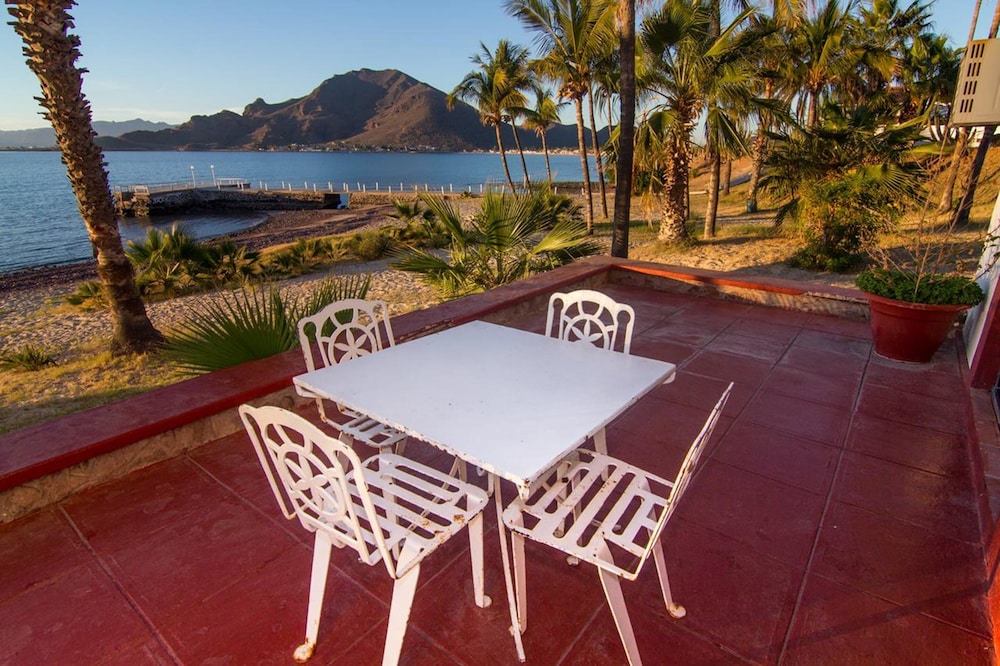 Hotel Playa De Cortes 44/61