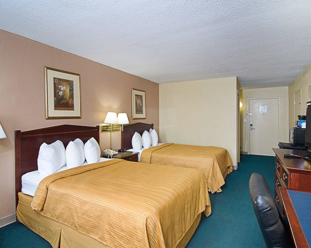Quality Inn Shenandoah Valley 13/28