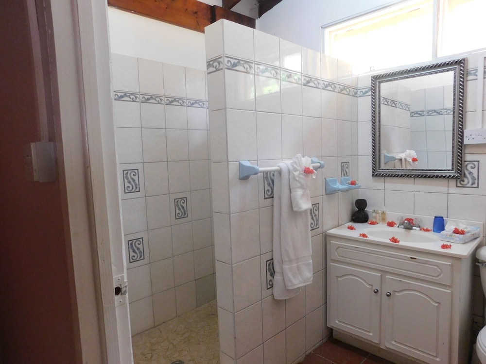 La Haut Resort 48/50